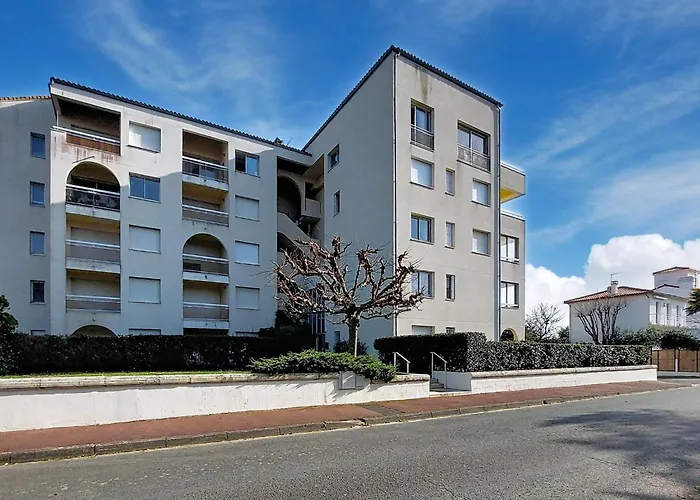 Apartment Le Garden By Interhome