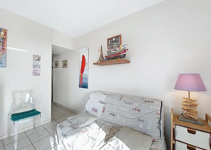 Le Garden By Interhome Lejlighed Royan